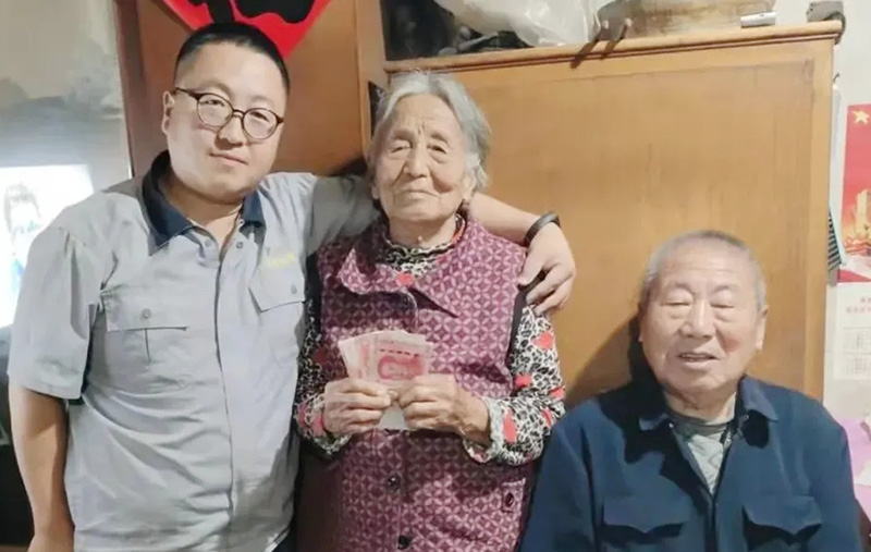 銳智風采.jpg 銳智風采.jpg