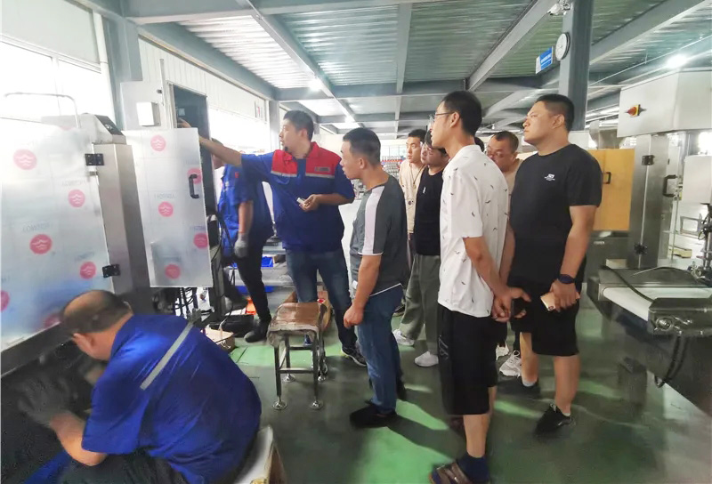 銳智風(fēng)采.jpg 銳智風(fēng)采.jpg